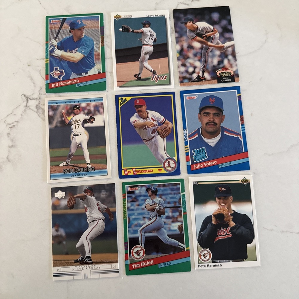 29 vintage baseball cards 1985-1992